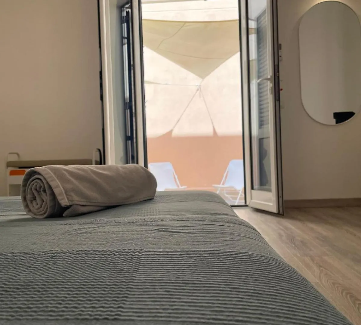 Casa Lella Holiday Boutique Παλέρμο 0*,