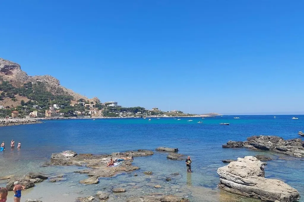 Villa Casa Lella  Palermo